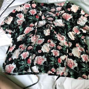 Cropped floral with front tie